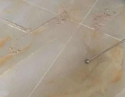 茅箭瓷砖空鼓维修公司分享粘合剂选择不当在瓷砖铺贴过程中可能导致以下问题