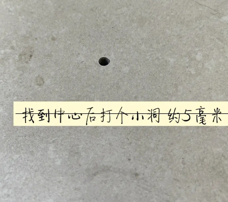 茅箭瓷砖空鼓维修公司专业解答在瓷砖铺贴过程中，如果砂料搅拌不均匀，将会带来以下问题